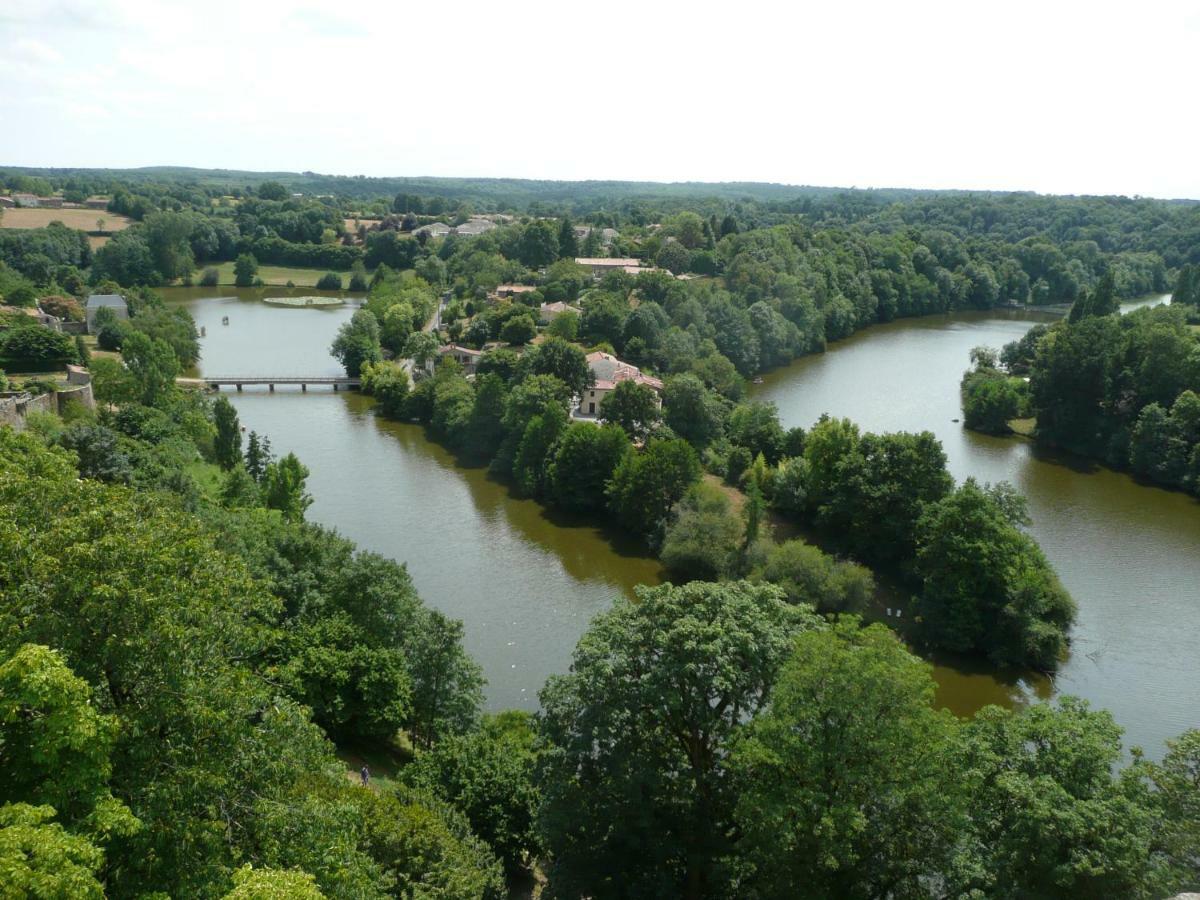 Alba Melusine Panzió Vouvant Kültér fotó